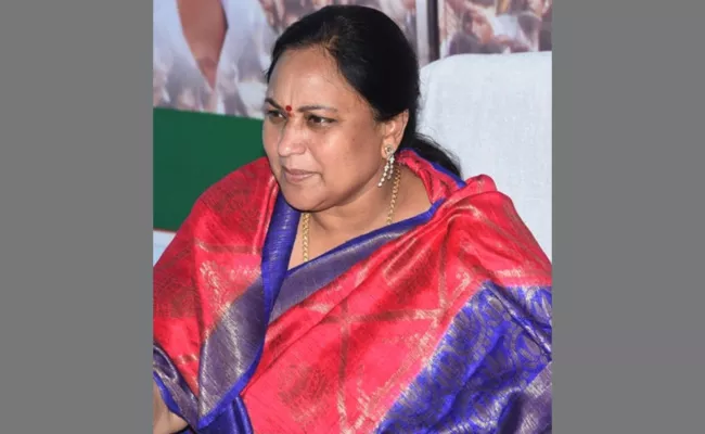 Reddy Shanthi Slams Chandrababu Naidu - Sakshi