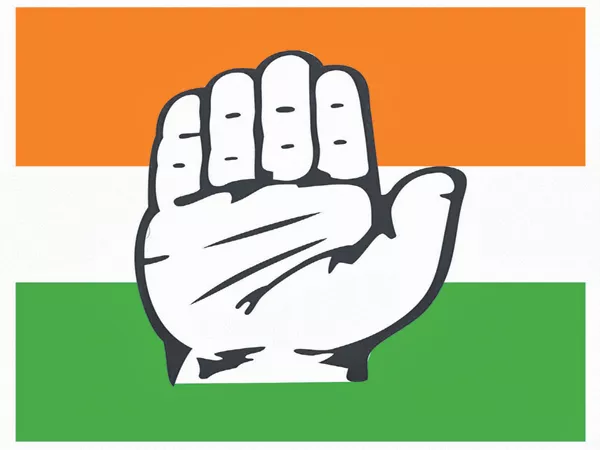 Congress actions over Rebel leaders - Sakshi