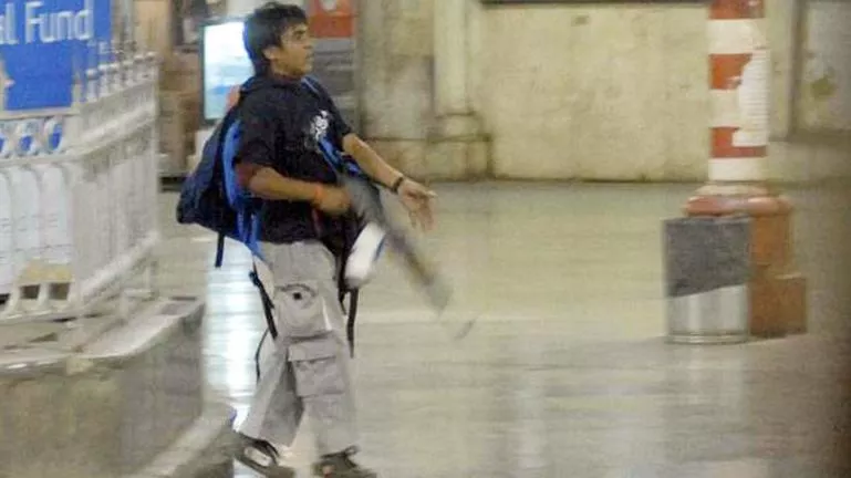 Ajmal Kasab Spun A Tale To Escape From 26/11 attacks While Saying Amitabh Bachchan - Sakshi