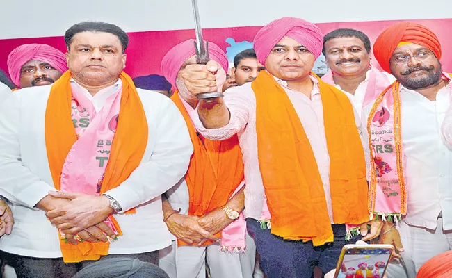 KTR Says Count The Four Year Rule And Vote For TRS - Sakshi