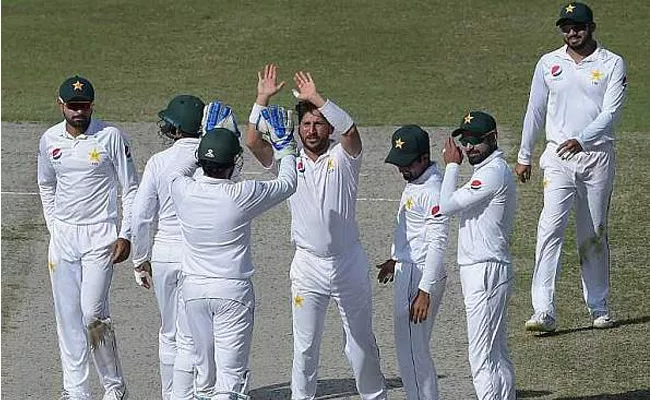 Yasir Shah finishes with 14 wickets as Pakistan Beat New Zealand In 2nd Test  - Sakshi