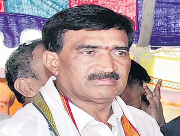 Vanteru Pratap Reddy Allegations On KCR - Sakshi