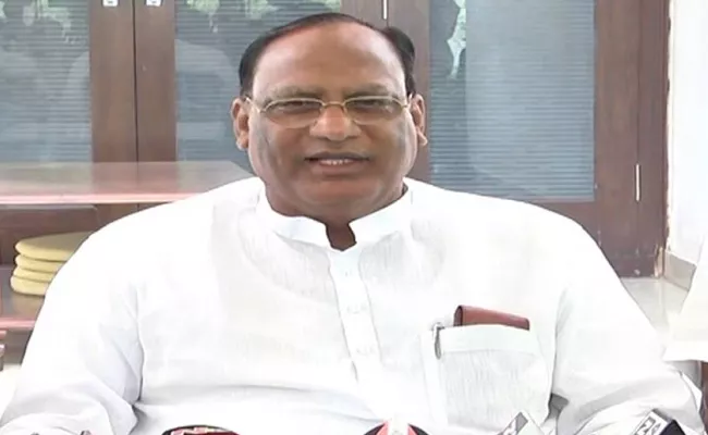 Gutha Sukhender Reddy Slams Chandrababu Naidu - Sakshi