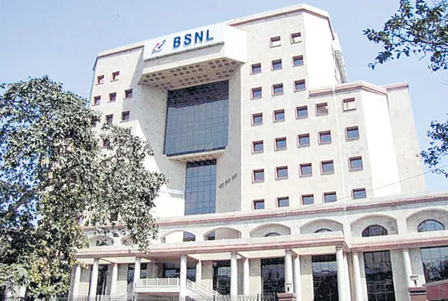 BSNL employees indefinite strike from 3 - Sakshi