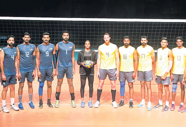 PV Sindhu extends support to Pro Volleyball League - Sakshi