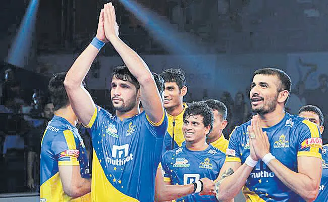 PKL 2018: Tamil Thalaivas beat UP Yoddha 46-24 - Sakshi