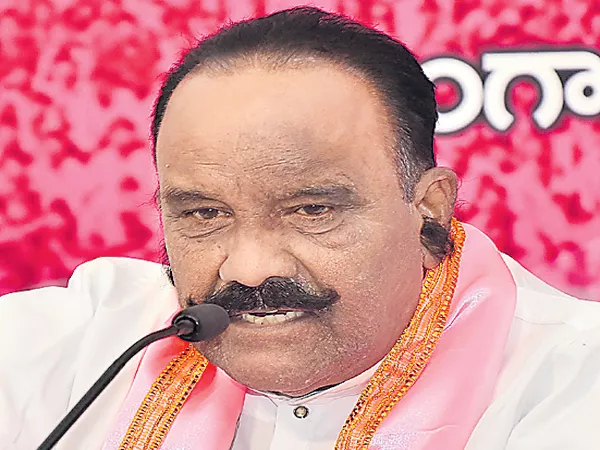 Naini Narshimha Reddy comments on Uttamkumar Reddy and Chandrababu - Sakshi