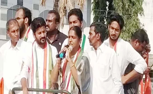 Revanth Reddy Slams On KCR Medak - Sakshi