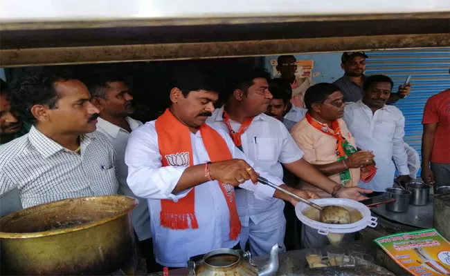 Bjp Leader Serving Tea In Election Compaign - Sakshi