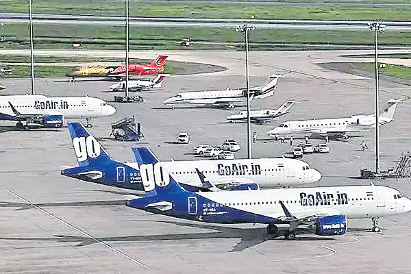 GoAir offers 13 lakh seats on sale, flight tickets starts from Rs 1313 - Sakshi