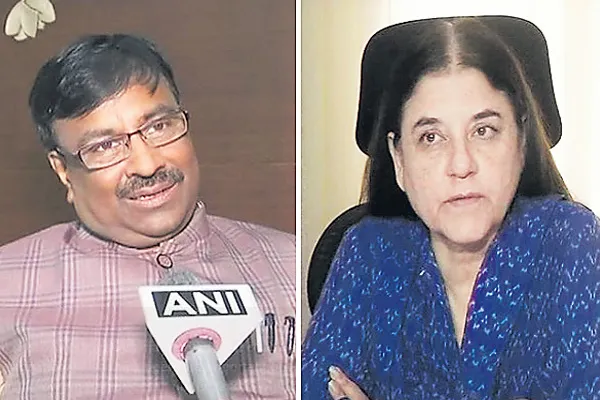 Maneka Gandhi wants Maharashtra minister Sudhir Mungantiwar sacked over the killing of Tigress Avni - Sakshi