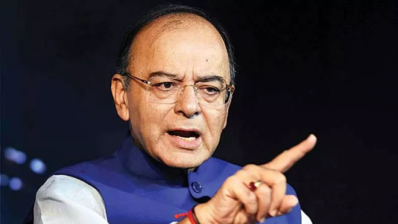 Arun Jaitley justifies demonetisation drive  Jokes  goes viral - Sakshi