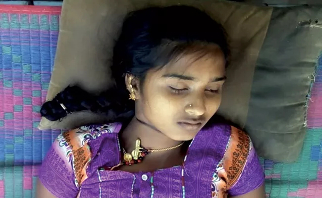 Married Woman Suspicious death in Chittoor - Sakshi