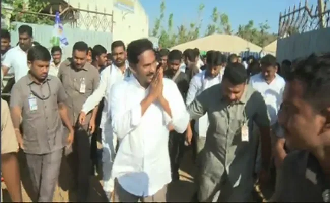 YS Jagan PrajaSankalpaYatra 326th Day Begins - Sakshi