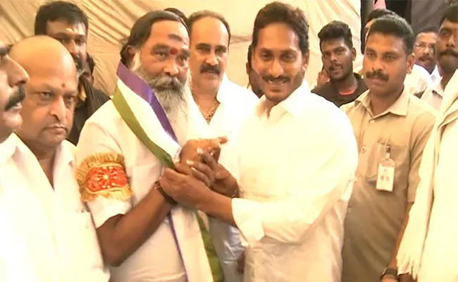 YS Jagan PrajaSankalpaYatra 328th Day Begins - Sakshi