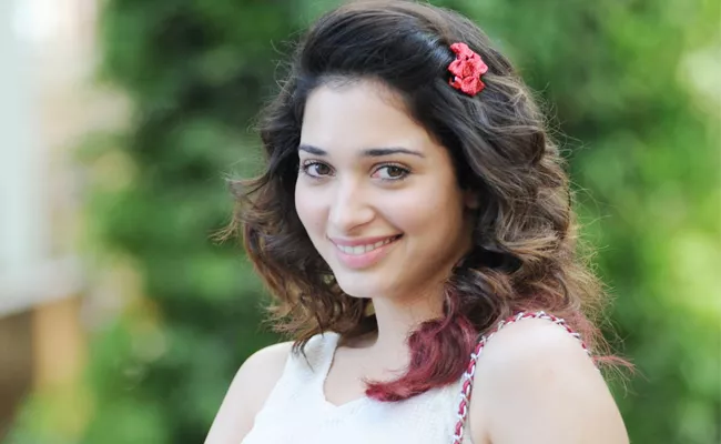 Tamanna Comments on Saira narasimha Reddy First Look - Sakshi