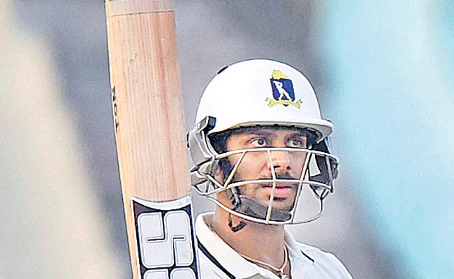 Ranji Trophy:manoj tiwari get the fifty - Sakshi