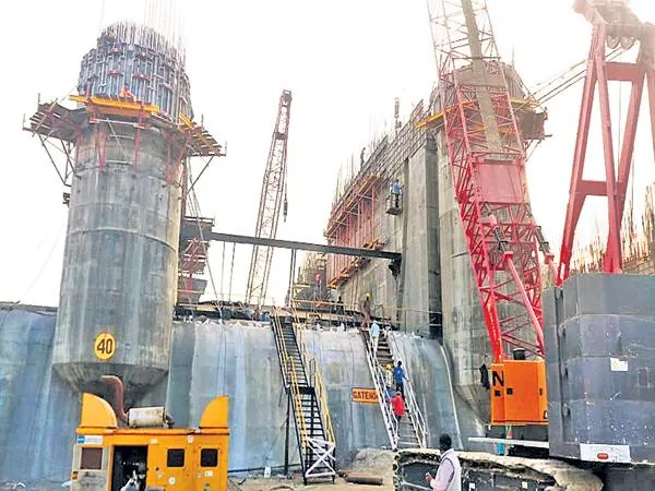 Chandrababu Another reality show on Polavaram project - Sakshi