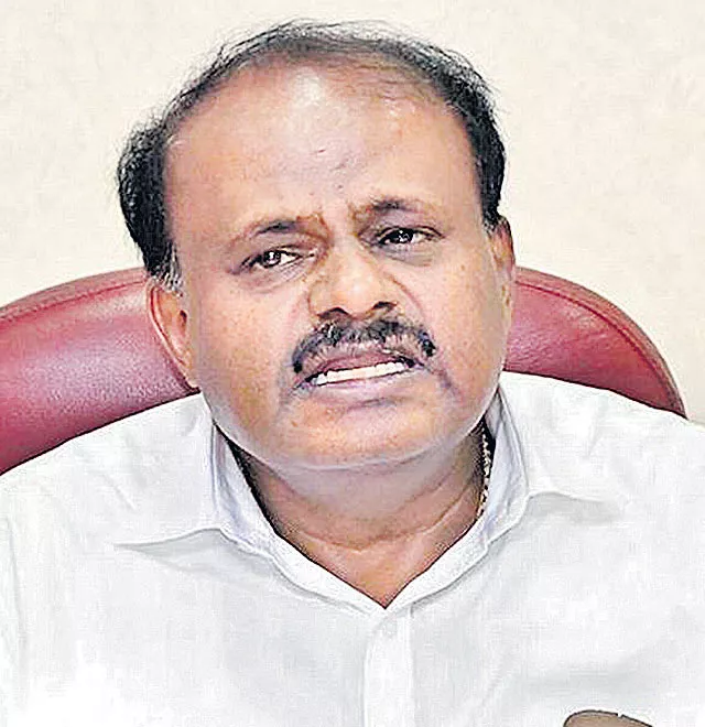 Kumaraswamy caught on tape mouthing vengeful killing order - Sakshi