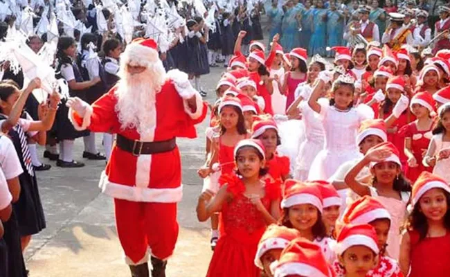 Christmas Celebrated With Gaiety At medak Church - Sakshi