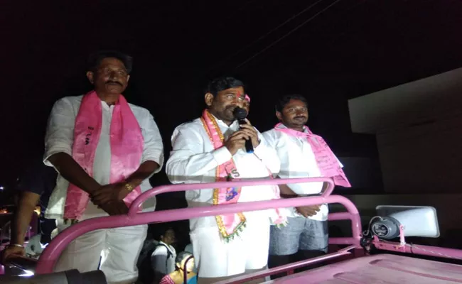 Minister G Jagadishwar Reddy Canvass In Suryapet - Sakshi