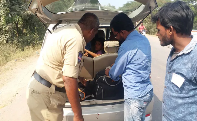 Police Ride On Vehicles In Ashwarraopeta - Sakshi