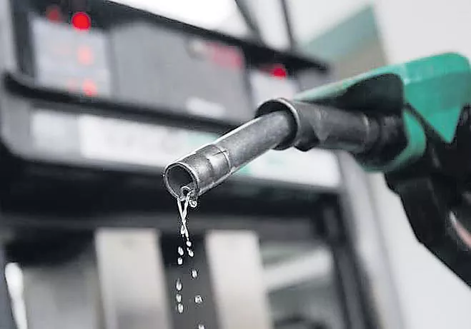 Petrol and diesel prices slashed again - Sakshi