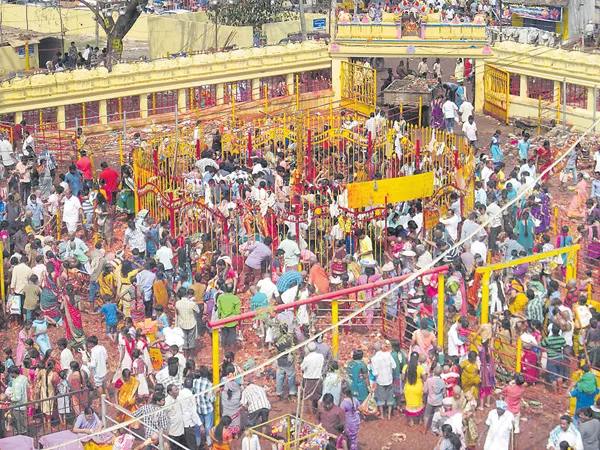 Sammakka Saralamma Mini Jatara On February 20 to 23 - Sakshi