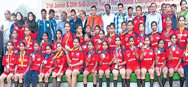 Telangana gets Three Medals in National Tug of War Championship   - Sakshi