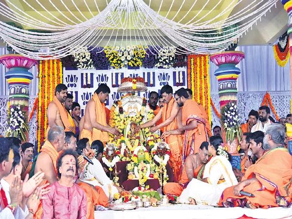 Komuravelli Mallanna Kalyanam as grand - Sakshi