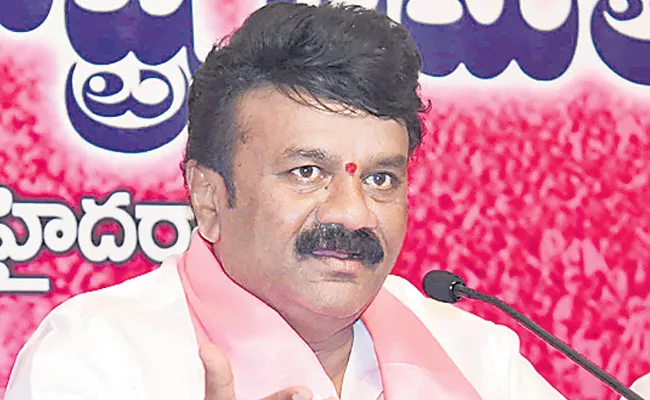 KCR is true Chandra Babu is not a leader - Sakshi