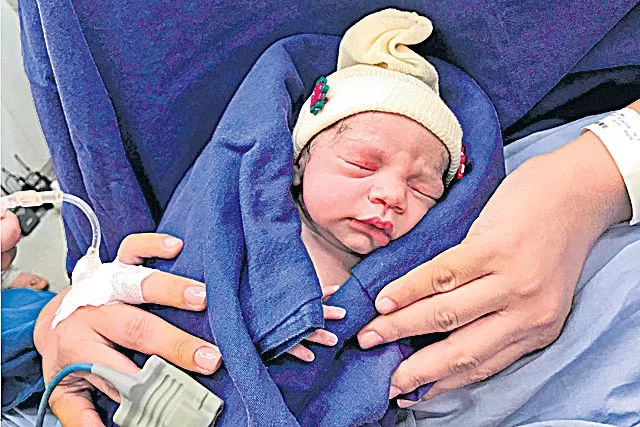 Brazilian baby is first born using uterus from deceased donor - Sakshi