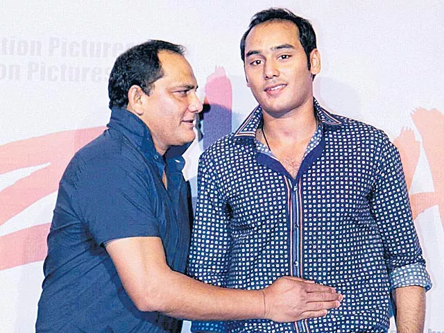 Azharuddin advice for free as son gets into Goa team - Sakshi