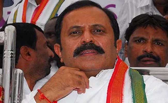 Congress Leader Madhu Yashki Slams TRS In Hyderabad - Sakshi