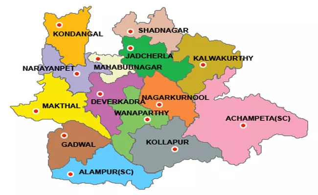 Increasing And Decreasing Votes CountsOf Devarakadra And Palamur - Sakshi