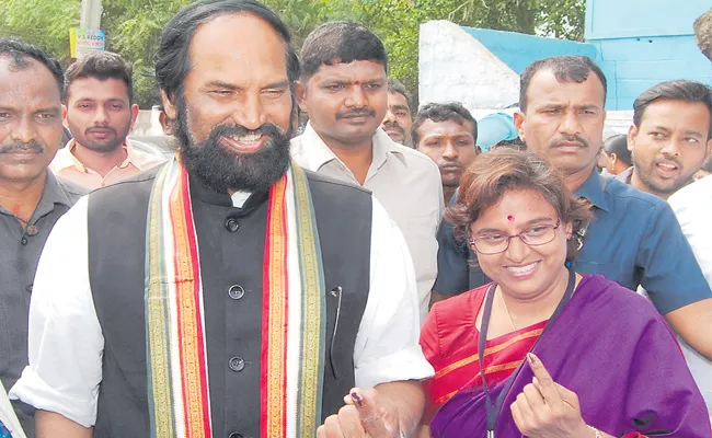 Uttam kumar Confident Of Congress Win In Telangana Elections - Sakshi