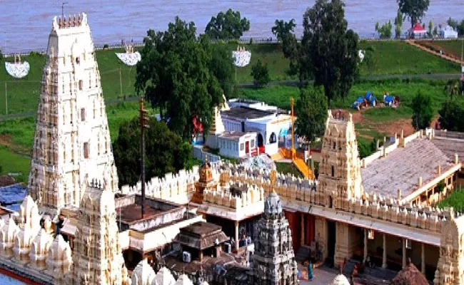 Yekadasi Utsavam Started In Bhadradri - Sakshi