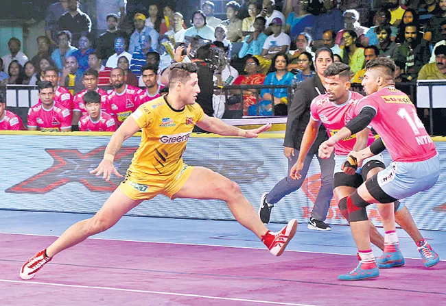 Telugu Titans beat Jaipur Pink Panthers 36-26 - Sakshi