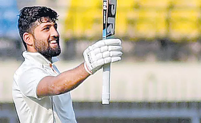  Ajay Rohera breaks world record for highest first-class debut score - Sakshi