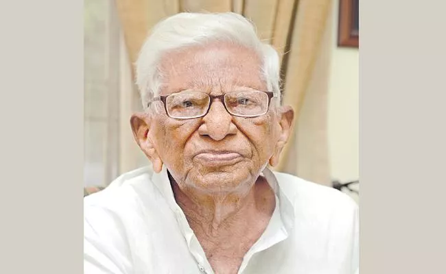 Veteran Communist Leader Narreddy Sivarami Reddy Passes Away - Sakshi