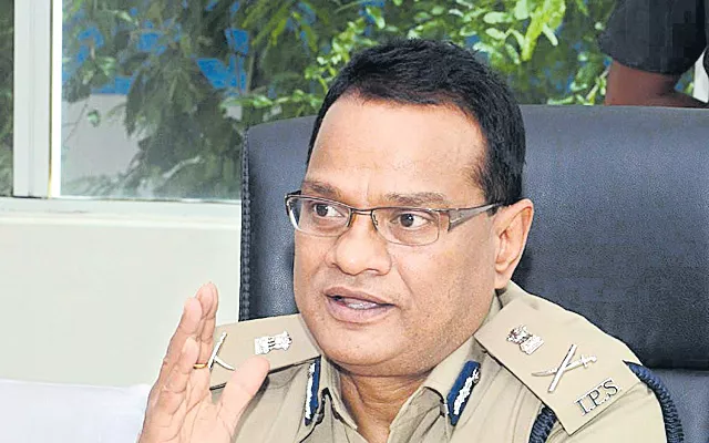 Rs 17 crores revenue to the jails department: Dg Vinay Kumar Singh - Sakshi