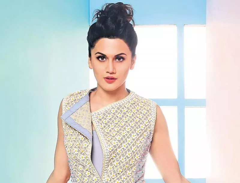 Taapsee Pannu opens up on first relationship, casting couch - Sakshi