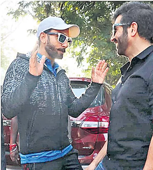 Ranveer Singh begins prepping for Kapil Dev biopic 83  - Sakshi