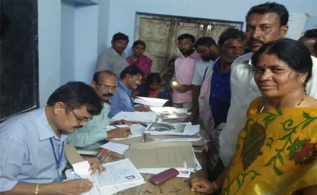 Panchayat Elections Notifications Ends Nalgonda - Sakshi