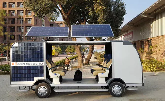 Driverless Bus Runs on Solar Power - Sakshi