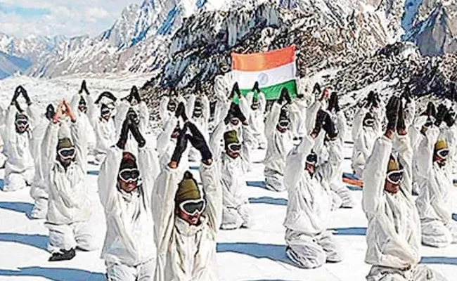 Siachen Soldiers Can Bath Now At least twice A Week - Sakshi