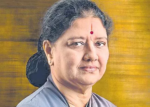 Sasikala got special privileges in jail - Sakshi