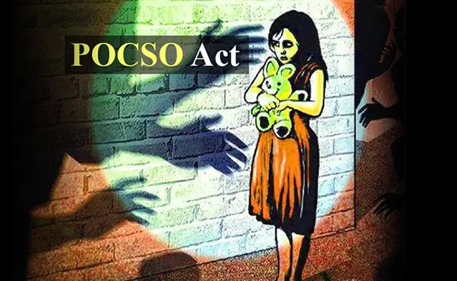 Mumbai Man Punished Under POCSO ACt To Sit Down One Day In Court Room - Sakshi