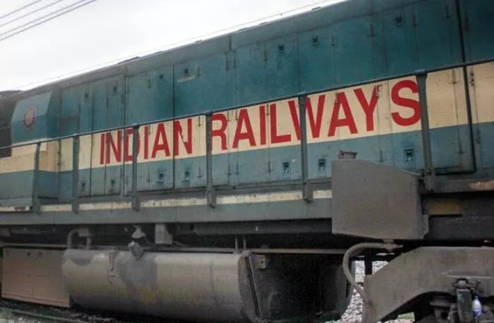 Railways to provide 23000 jobs under 10% quota for general category - Sakshi