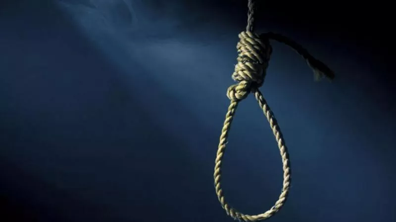 Girl Student Commits Suicide In Maharastra - Sakshi